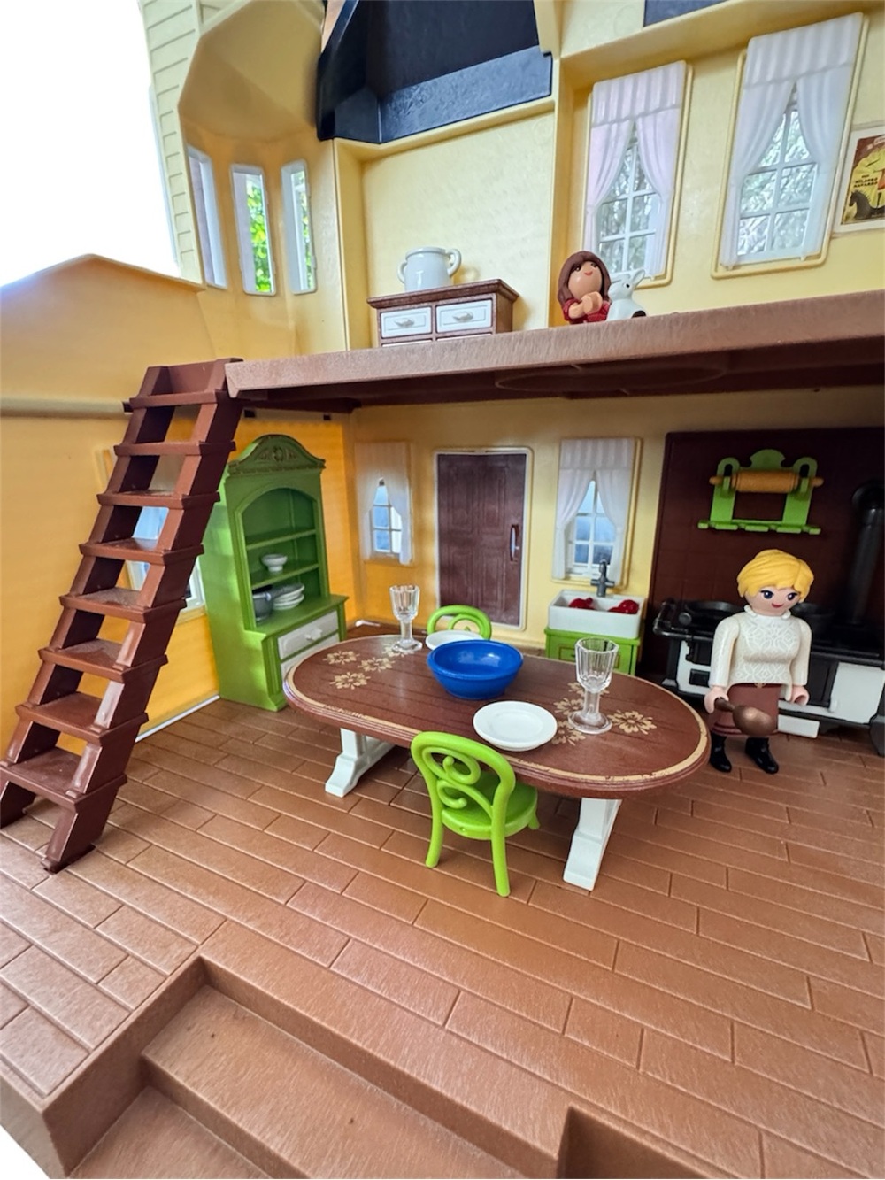 Playmobil Spirit Riding Free Lucky's Happy Home Playset (9475) - Picture 6 of 11